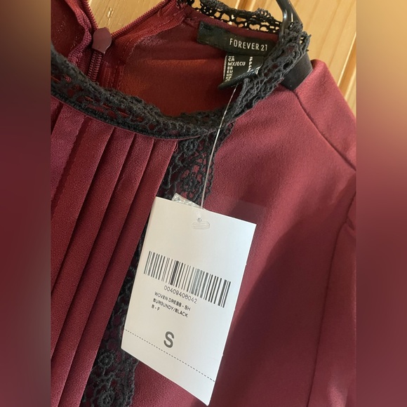 Forever21 Woven Dress - Picture 2 of 6